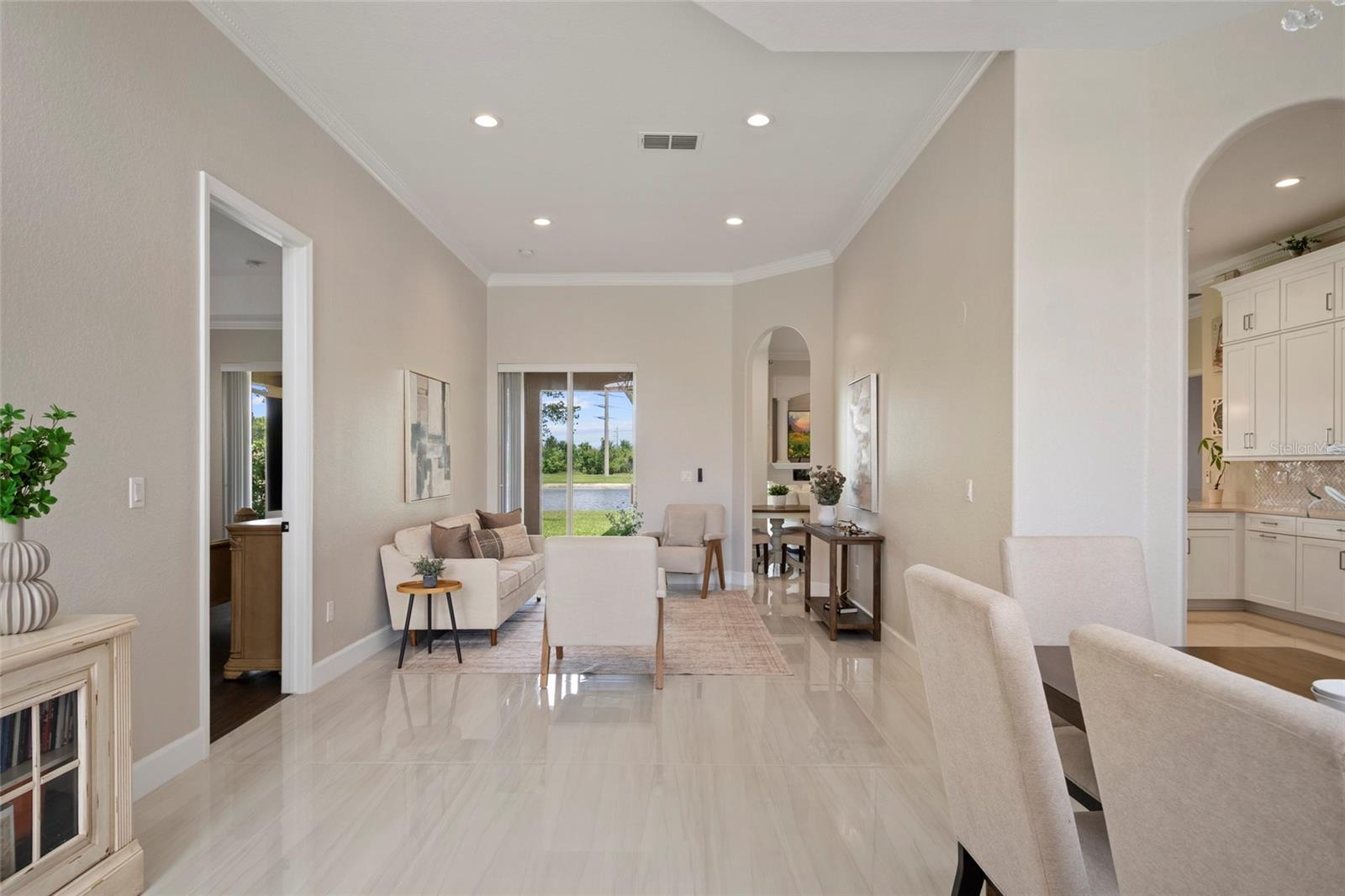 FOUNTAINS/RIO PINAR - Residential