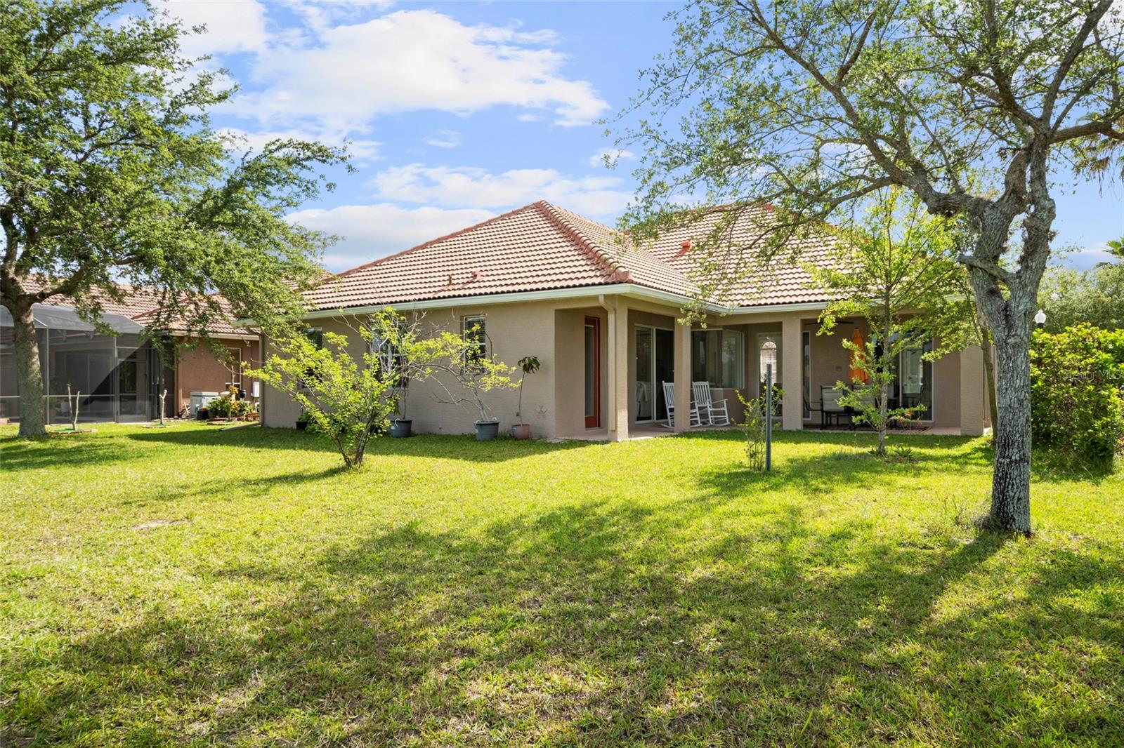 FOUNTAINS/RIO PINAR - Residential