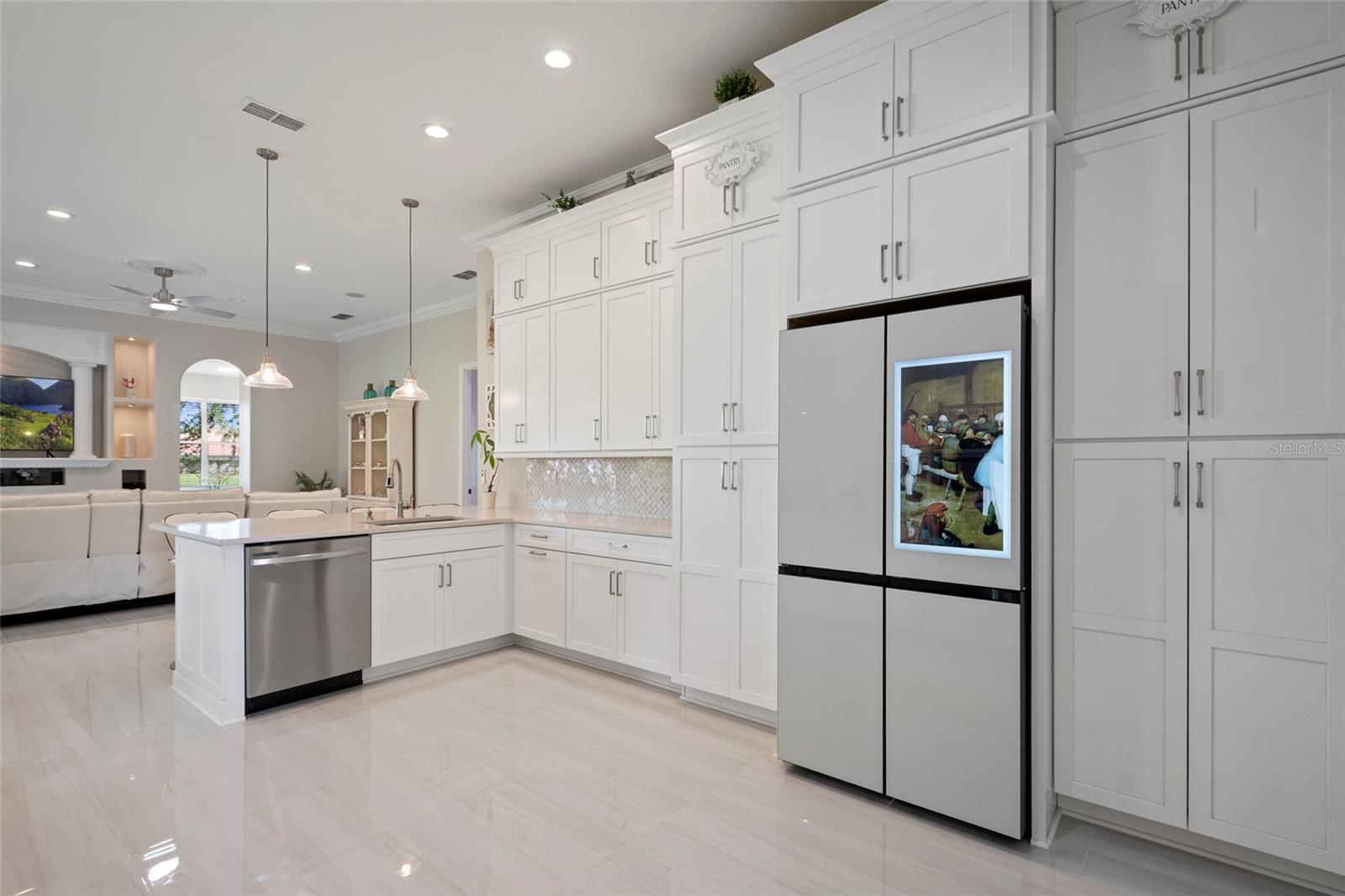 FOUNTAINS/RIO PINAR - Residential