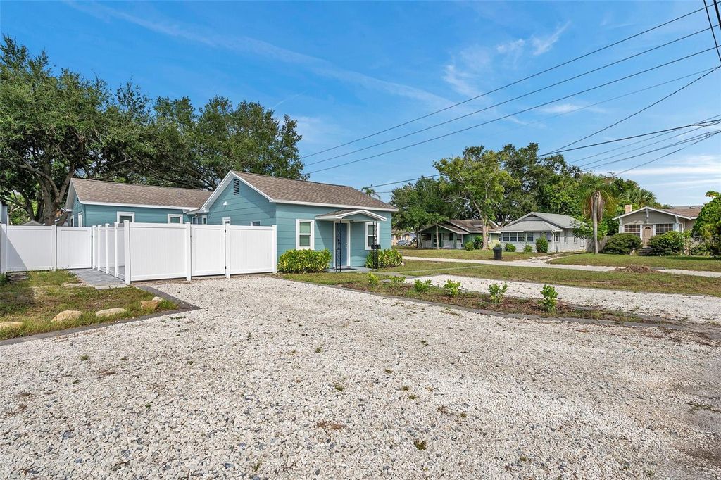 Photo of 920 40th Street N, St Petersburg, FL 33713 (MLS # TB8448208)