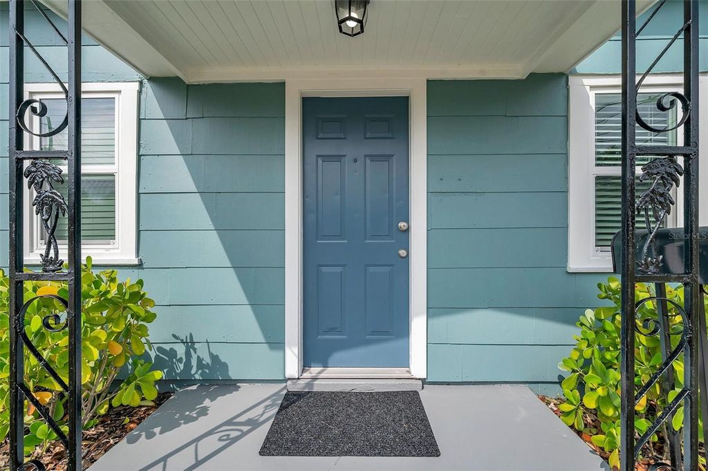 Photo of 920 40th Street N, St Petersburg, FL 33713 (MLS # TB8448208)