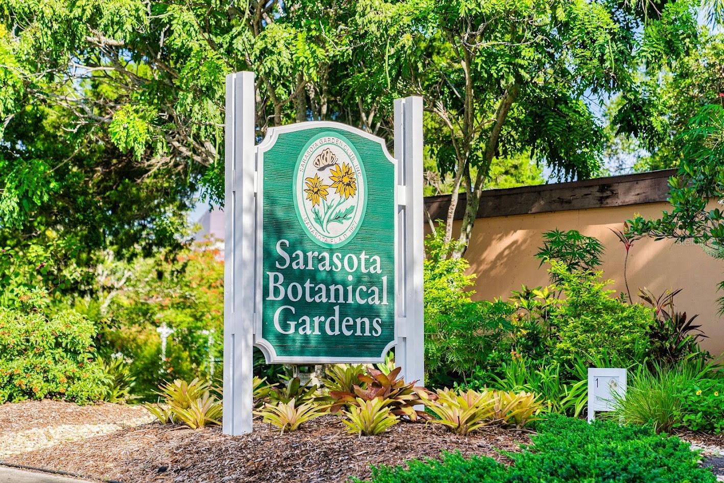 SARASOTA BEACH - Residential