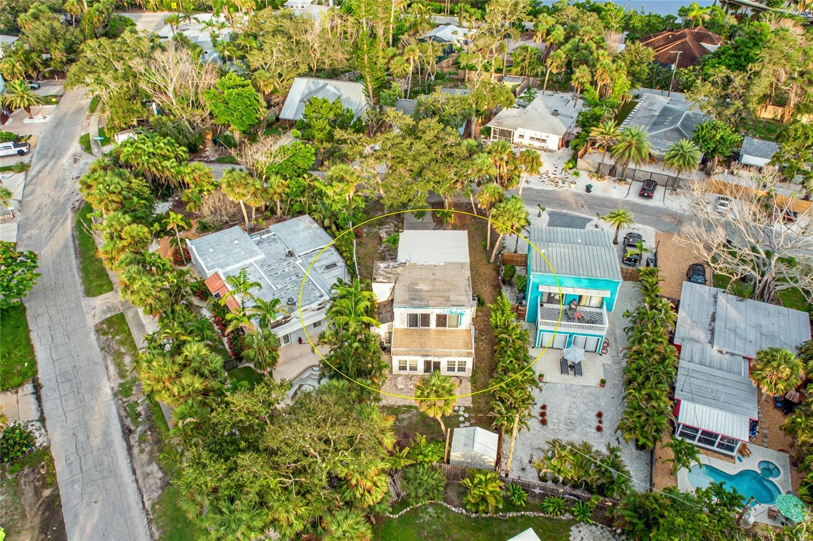 SARASOTA BEACH - Residential