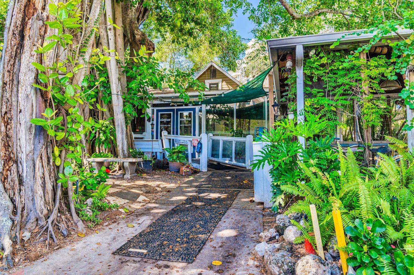 SARASOTA BEACH - Residential
