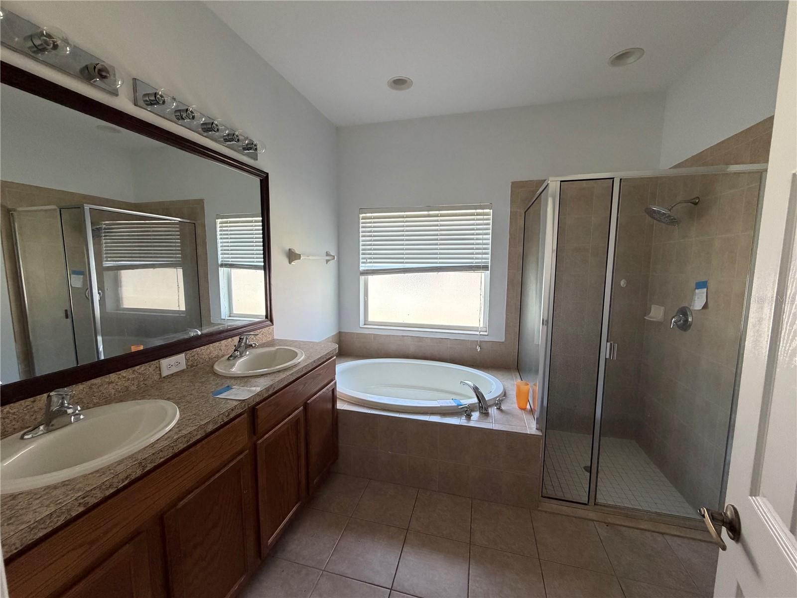 BAHIA LAKES PH 2 - Residential