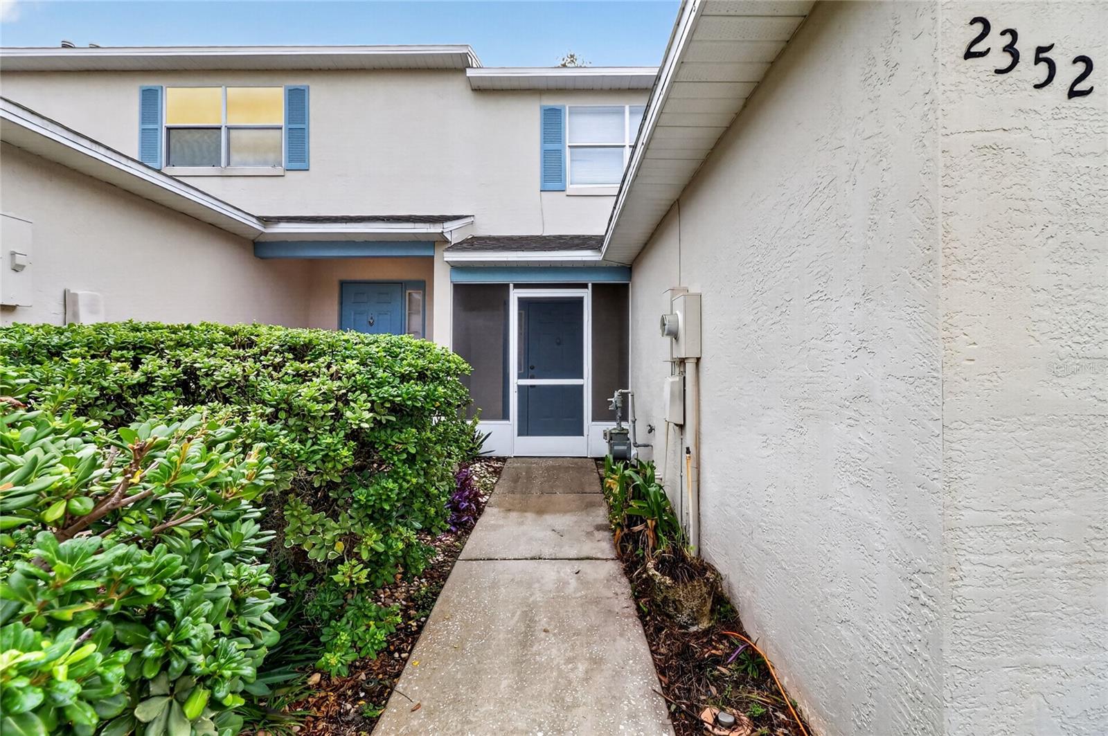 2352 ISLE ROYALE COURT SE