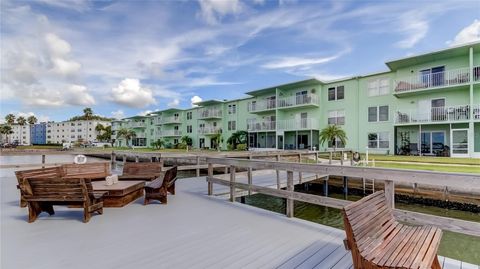 Condominium in DUNEDIN FL 464 PAULA DRIVE 30.jpg