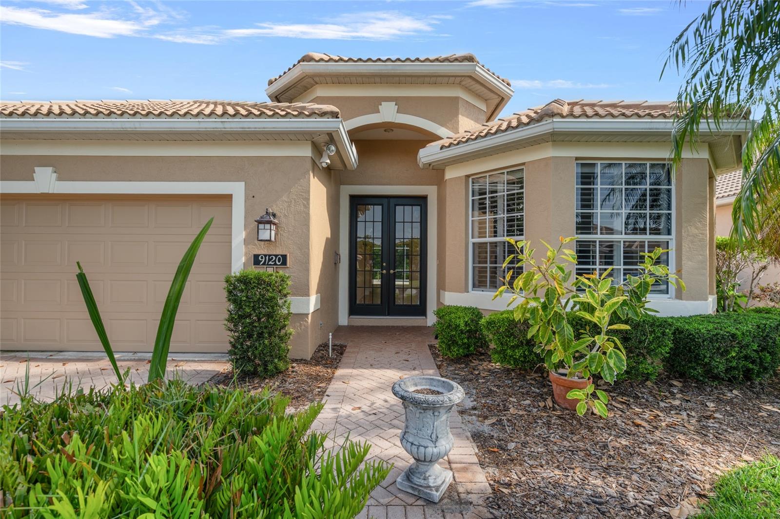 9120 WILLOW BROOK DR