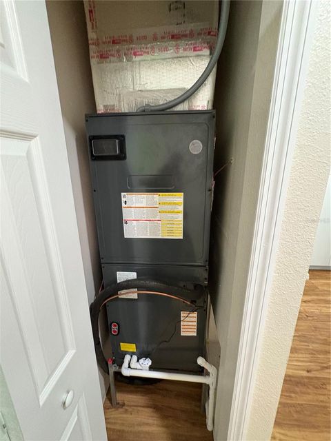 Tiny photo for 2110 NW 100th Street, Ocala, FL 34475 (MLS # O6301292)