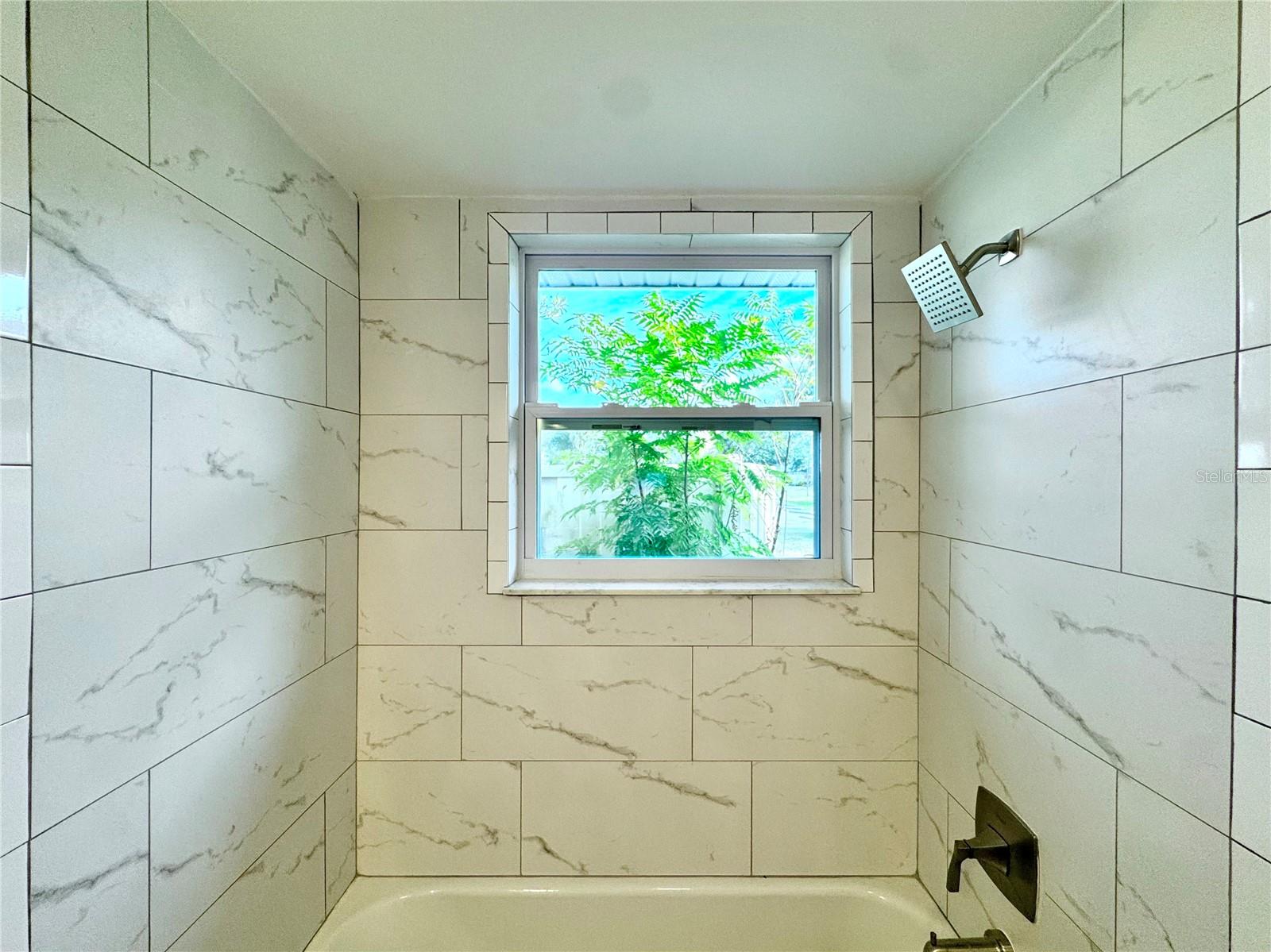 THE BAY VILLAS - Residential