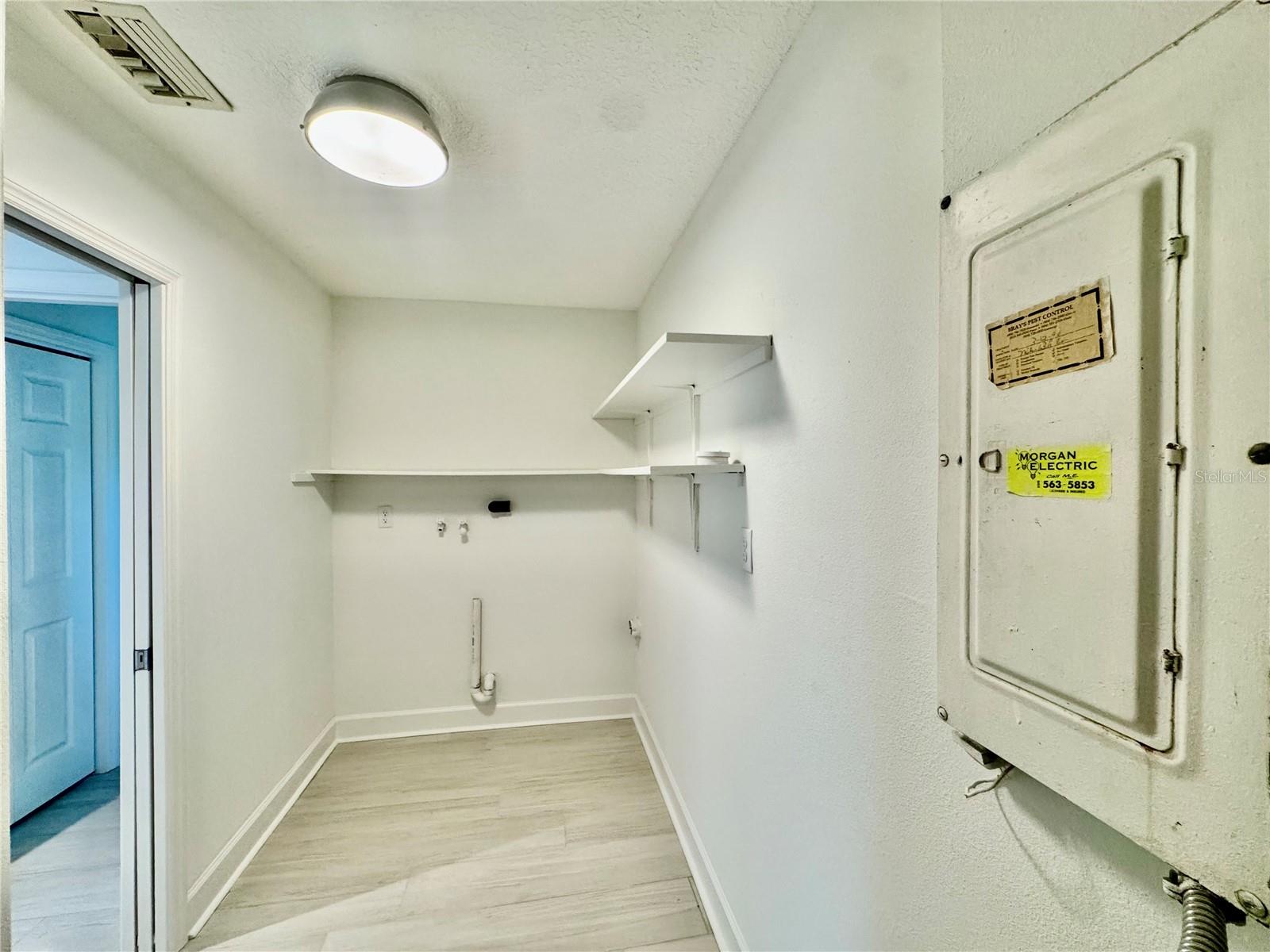 THE BAY VILLAS - Residential