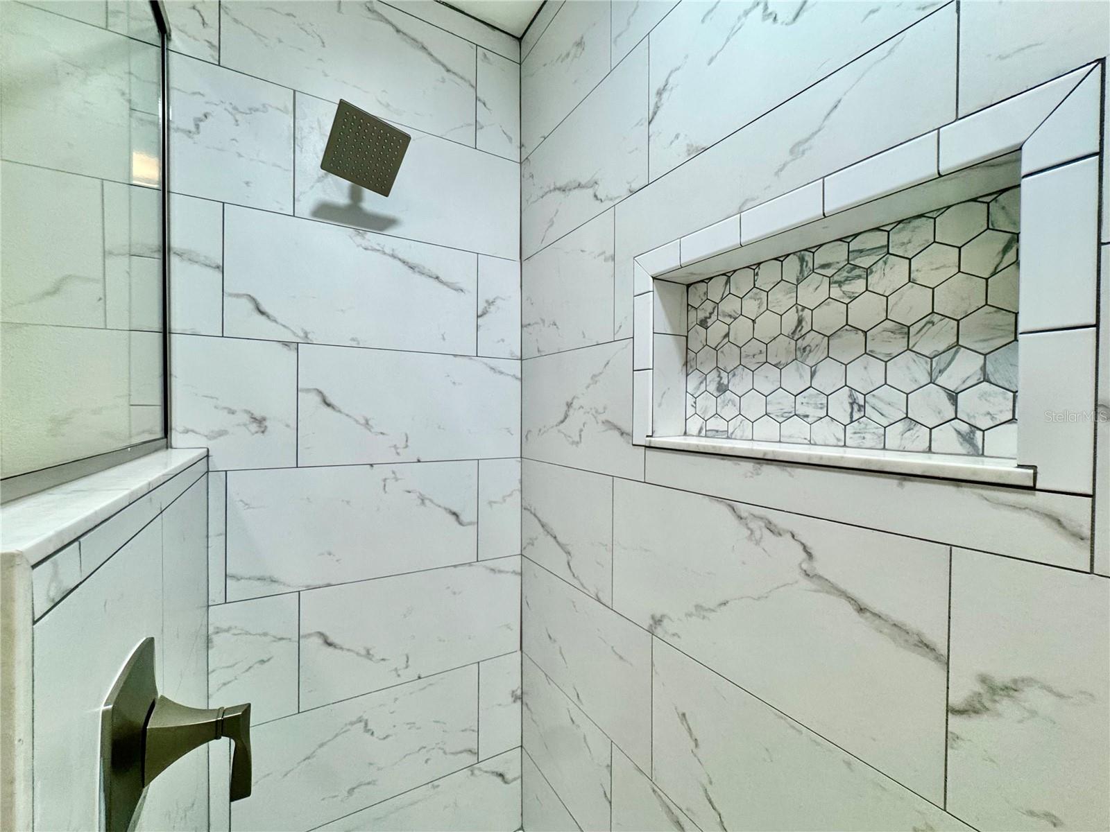 THE BAY VILLAS - Residential