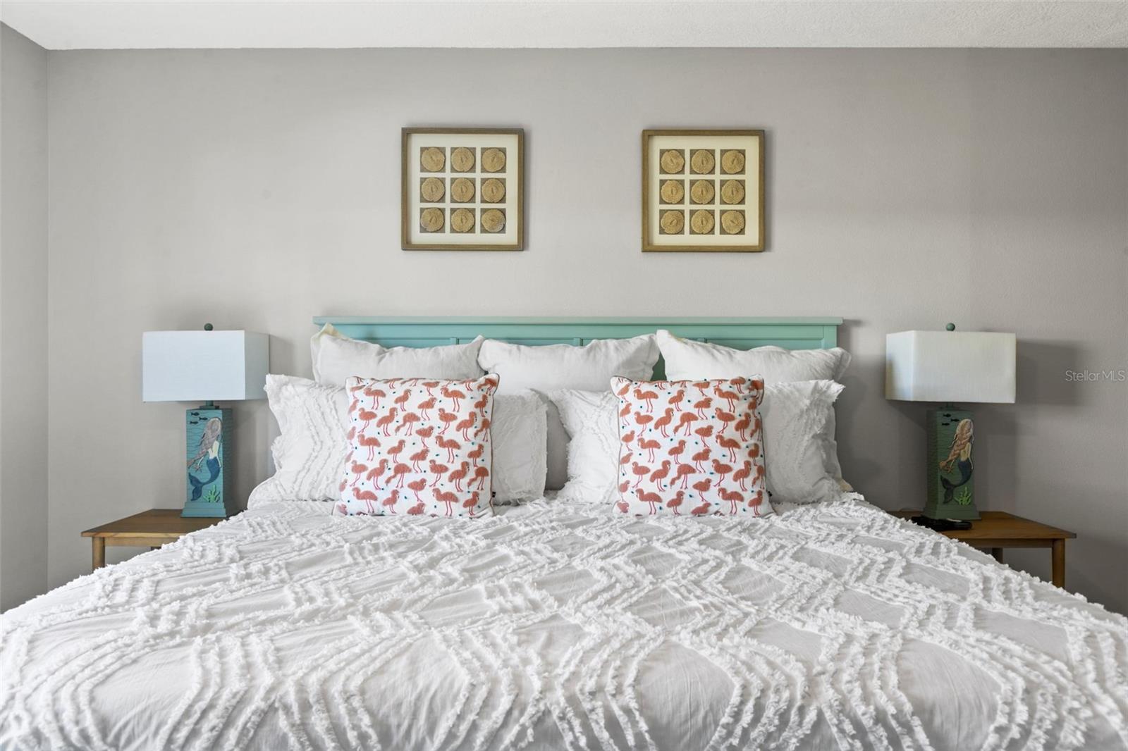 THE BAY VILLAS - Residential