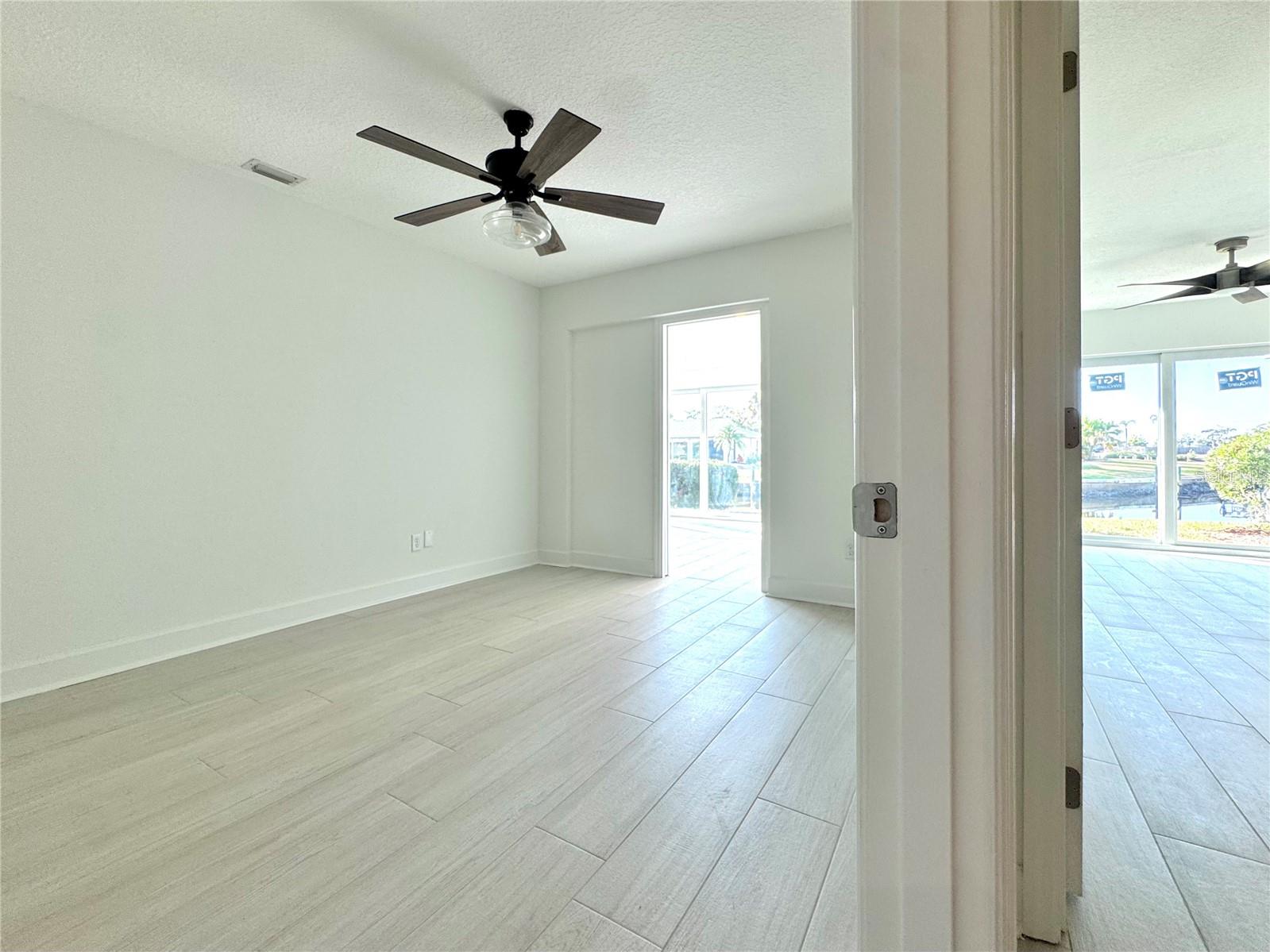 THE BAY VILLAS - Residential