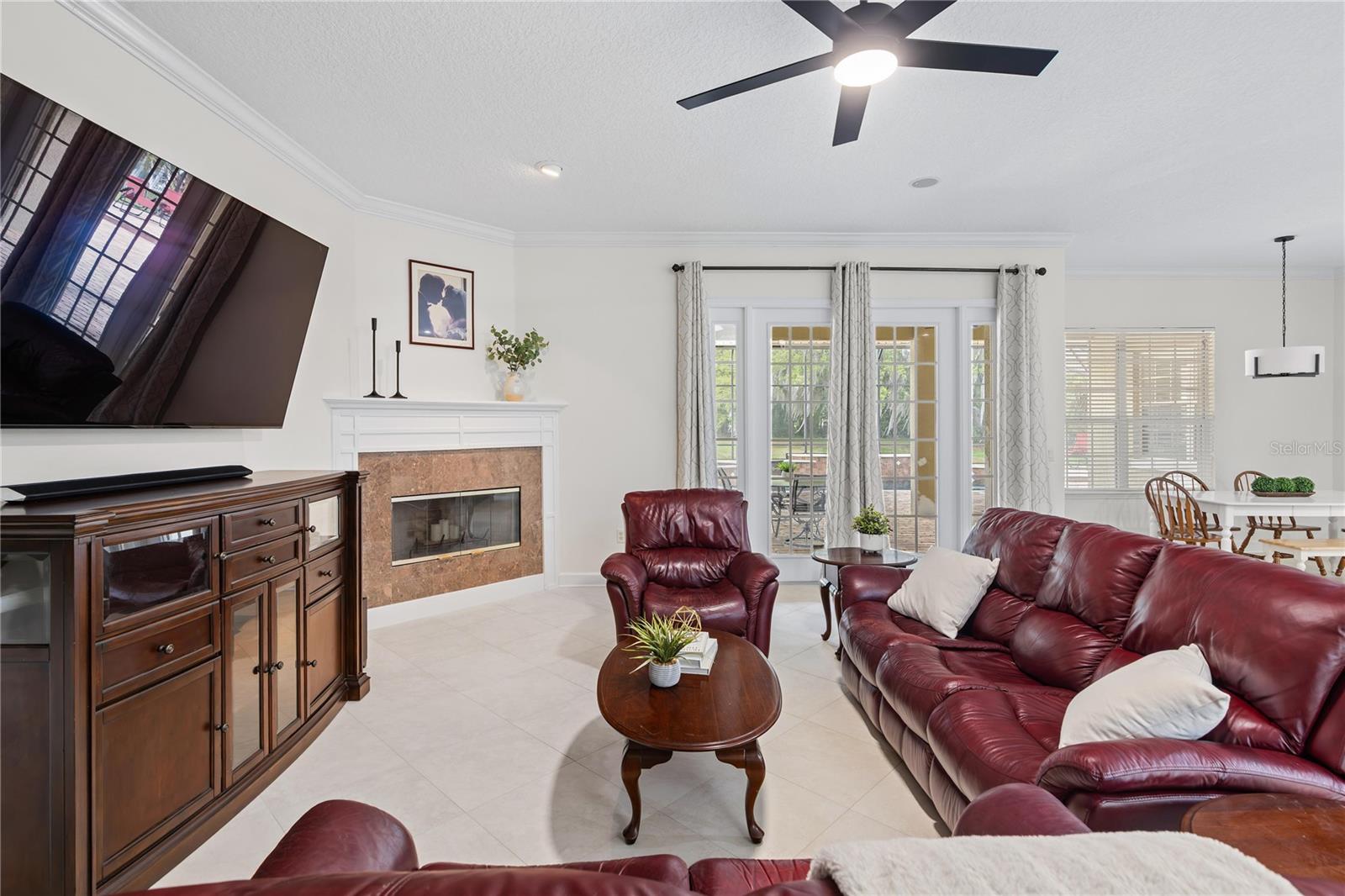 CARDINAL POINTE - Residential