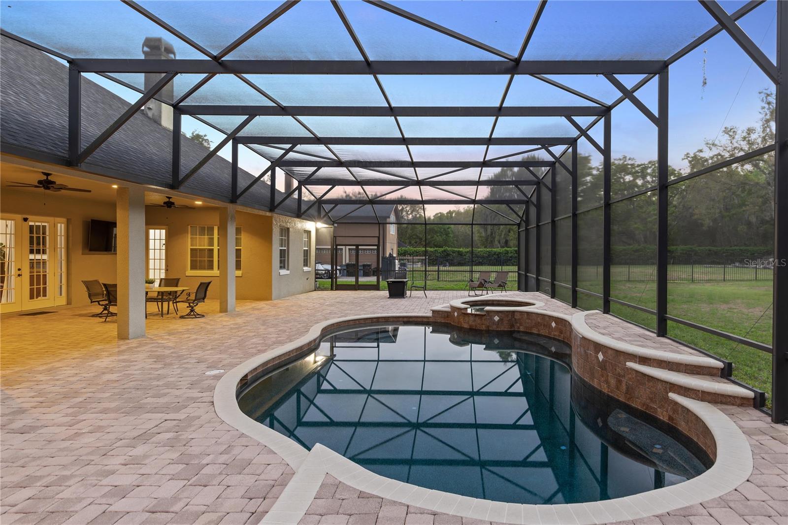 CARDINAL POINTE - Residential