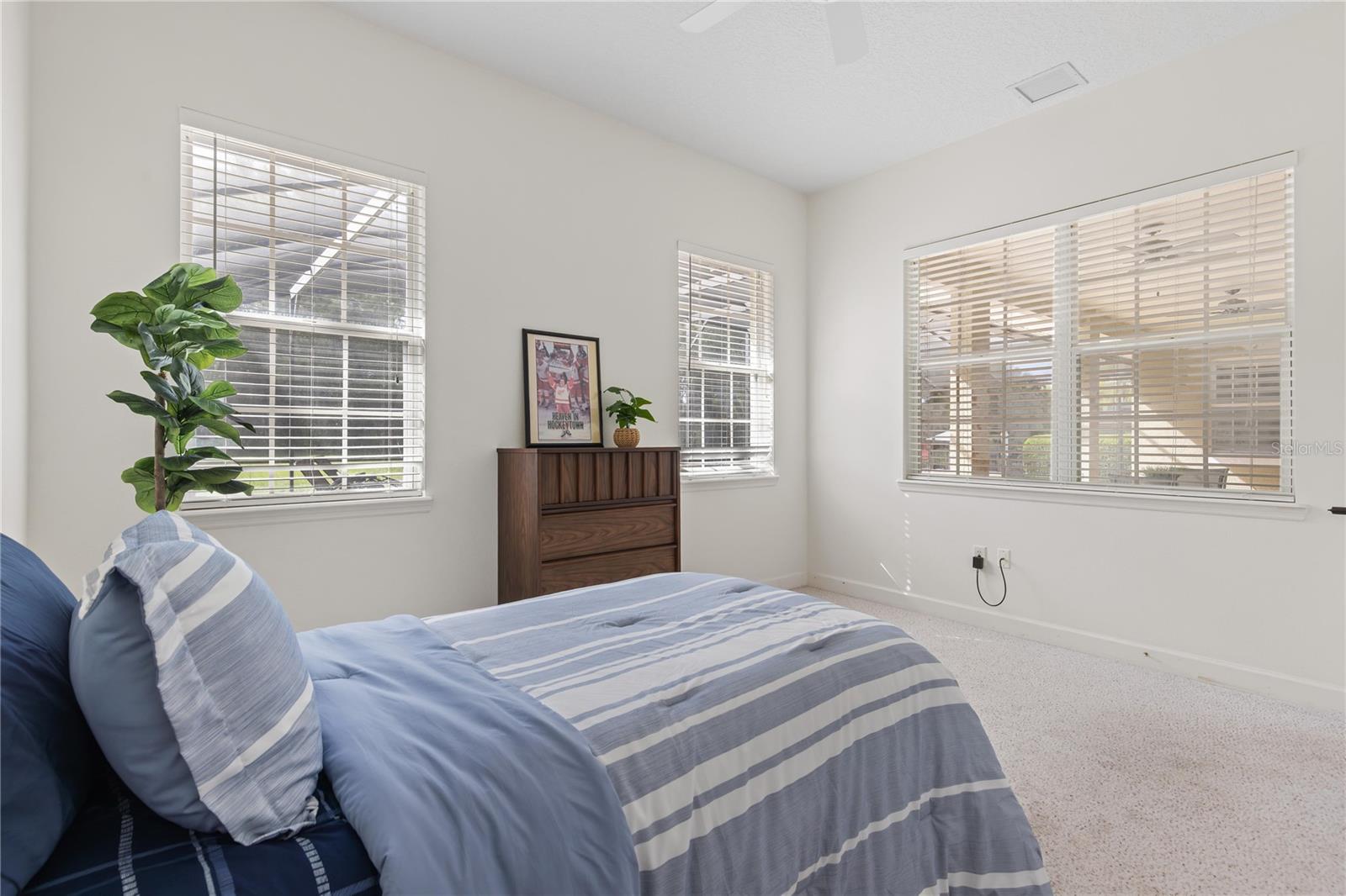 CARDINAL POINTE - Residential