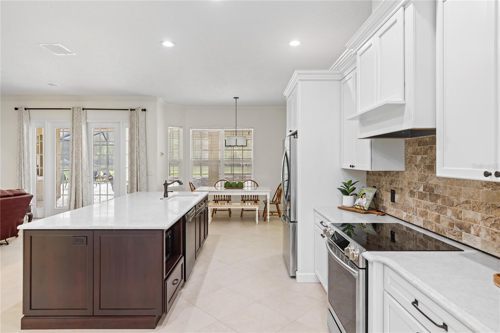 CARDINAL POINTE - Residential