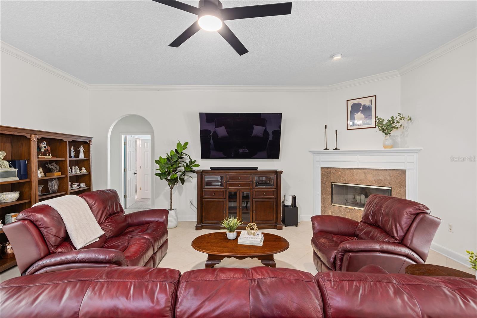 CARDINAL POINTE - Residential