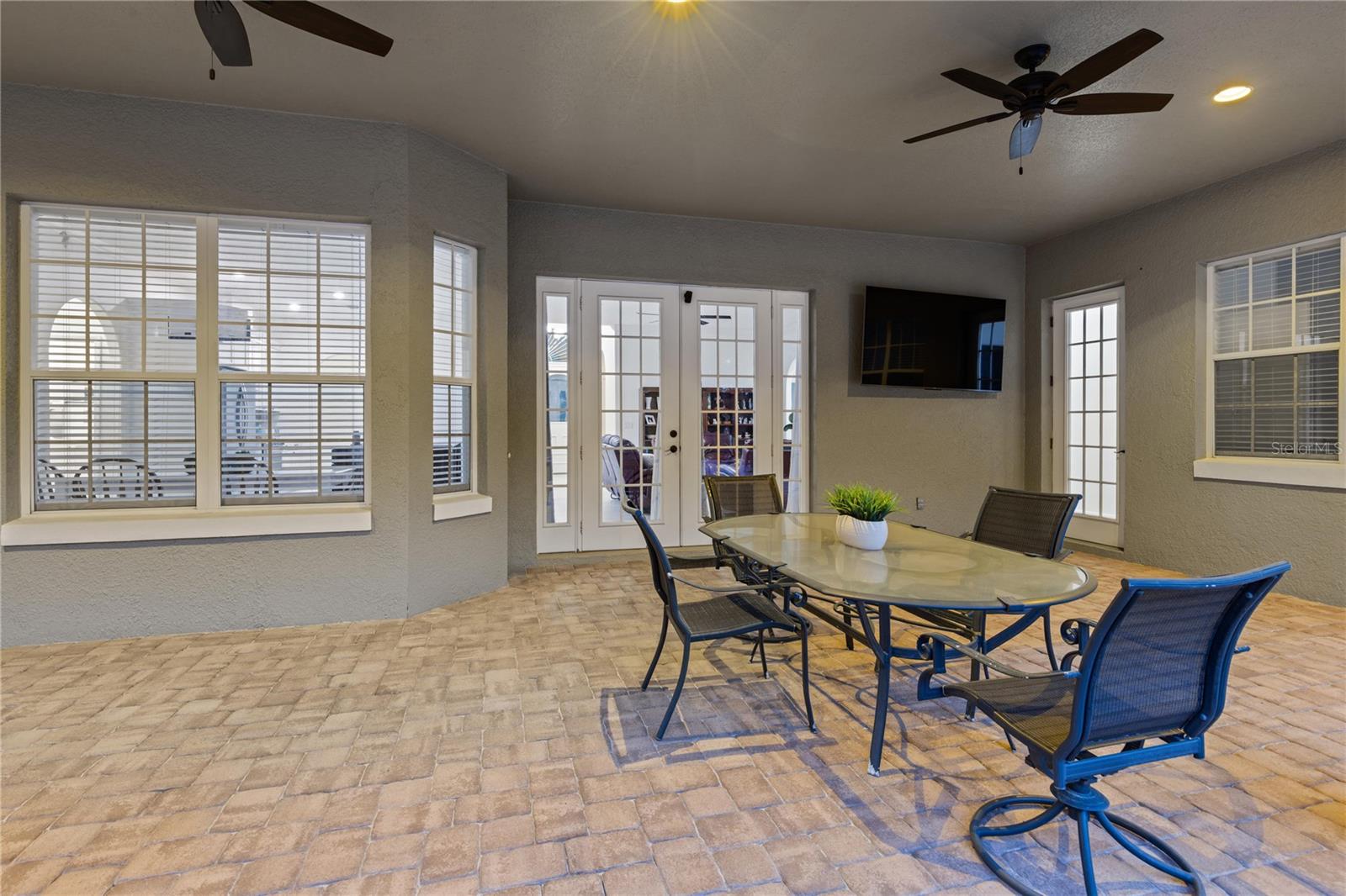 CARDINAL POINTE - Residential