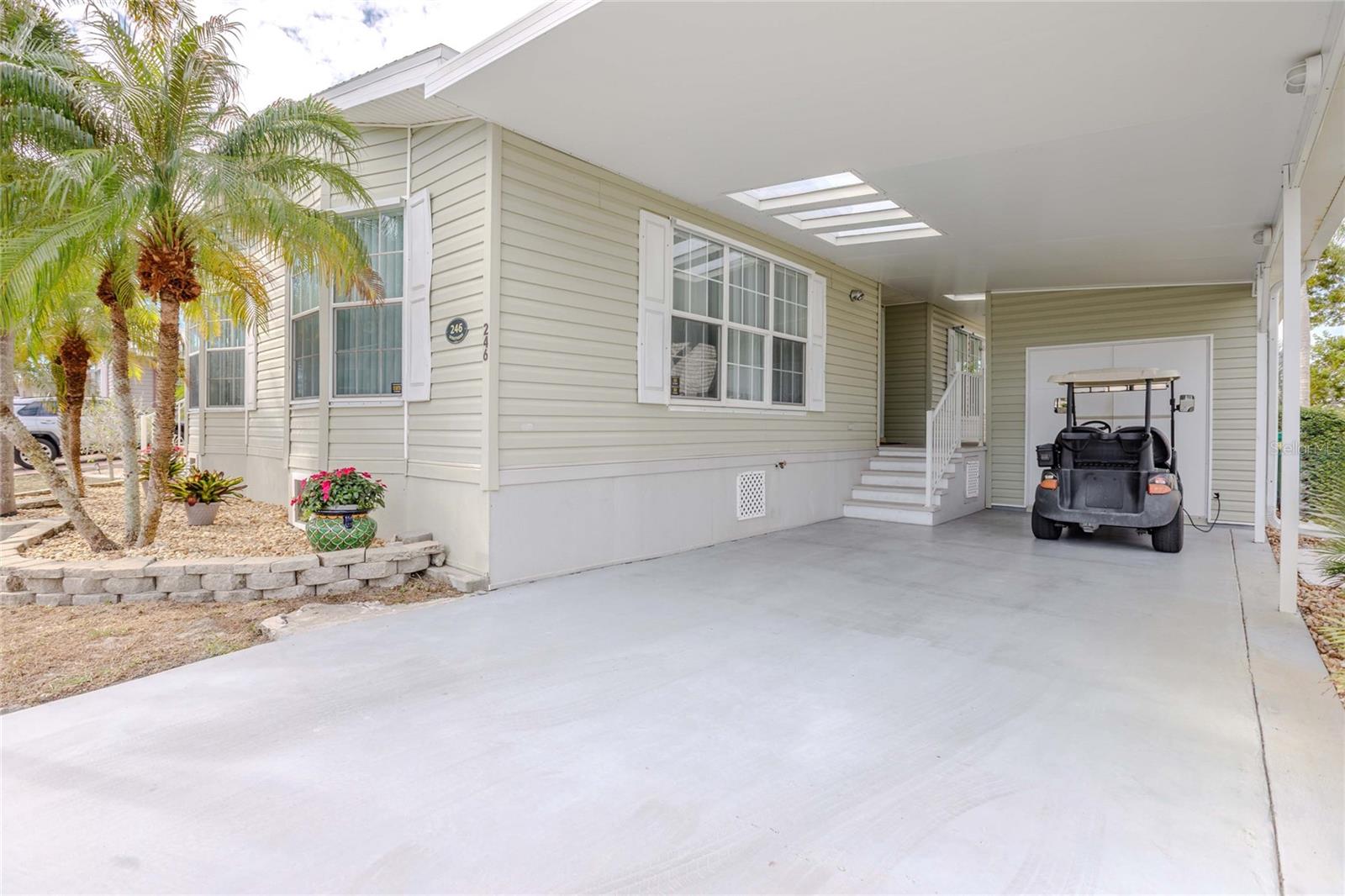 MAPLE LEAF ESTATES - Residential