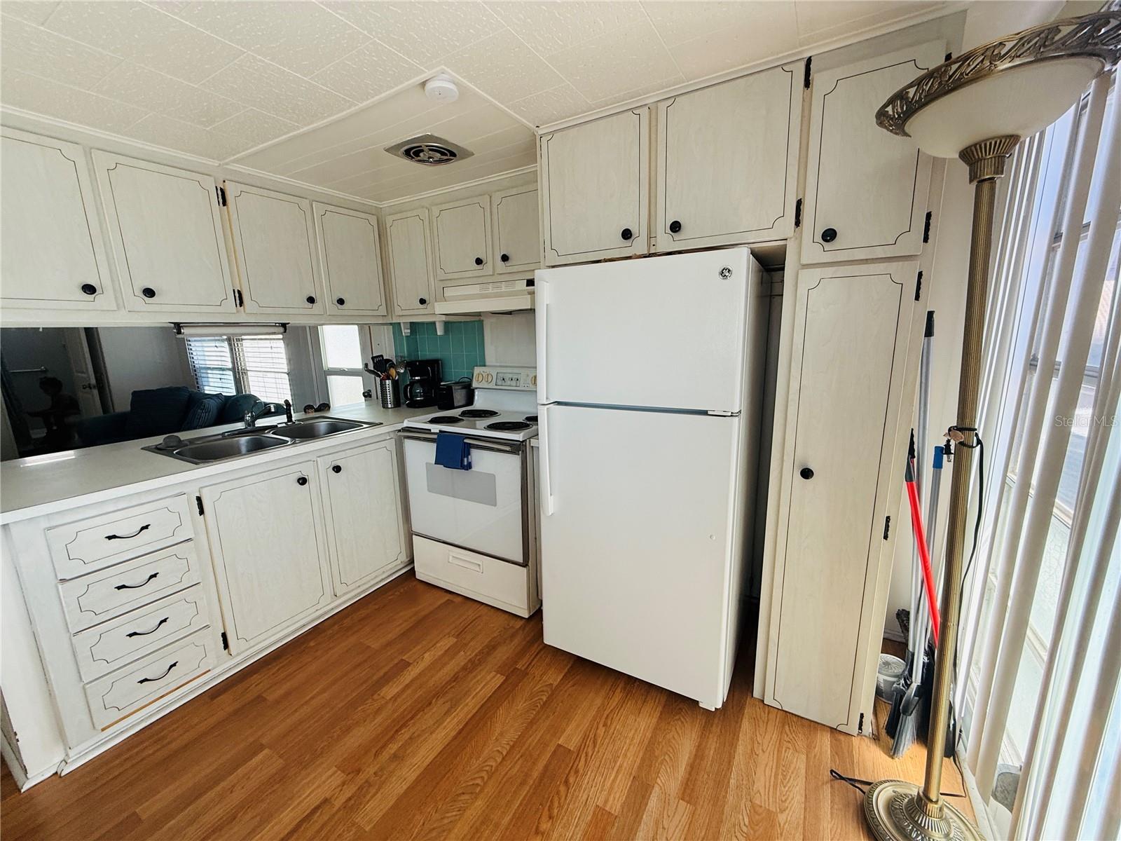 REGENCY COVE A COOPERATIVE - Residential Lease