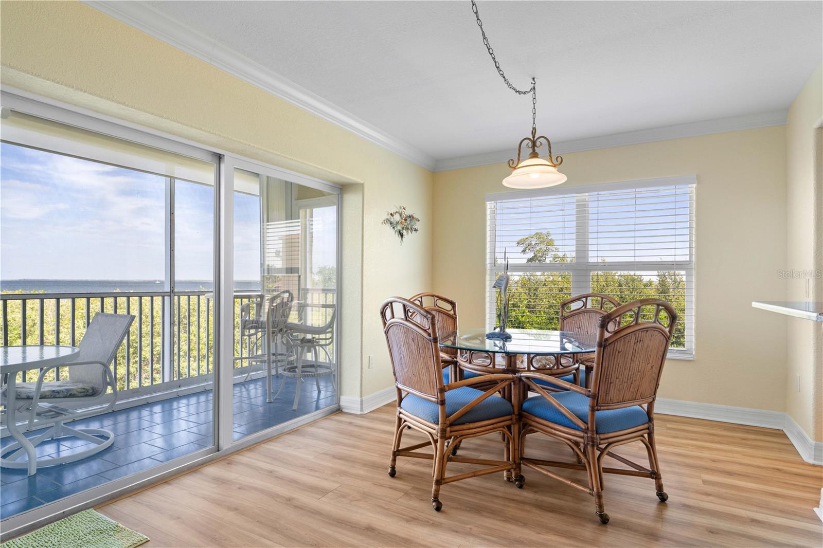 POINTS WEST PH 02 BLDG 02 - Residential