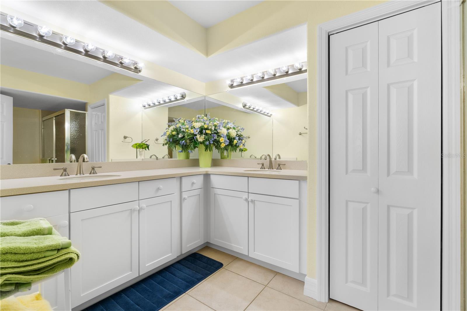 POINTS WEST PH 02 BLDG 02 - Residential