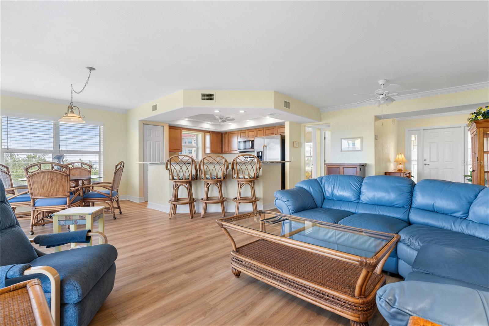 POINTS WEST PH 02 BLDG 02 - Residential