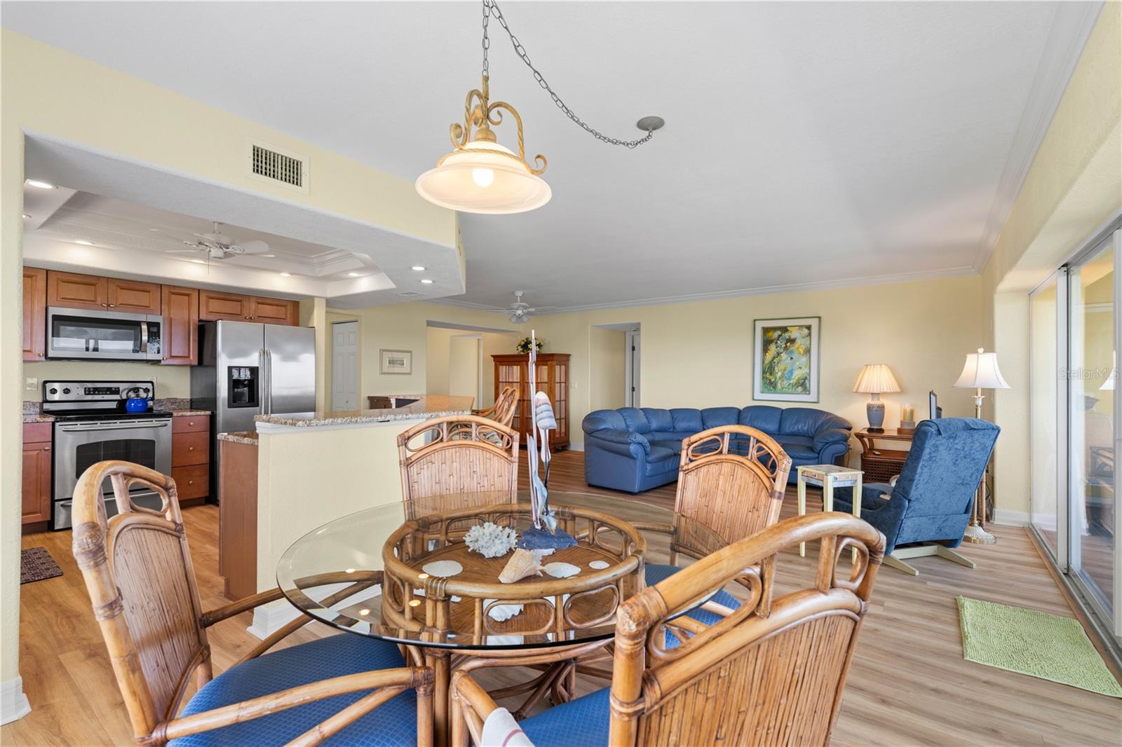 POINTS WEST PH 02 BLDG 02 - Residential