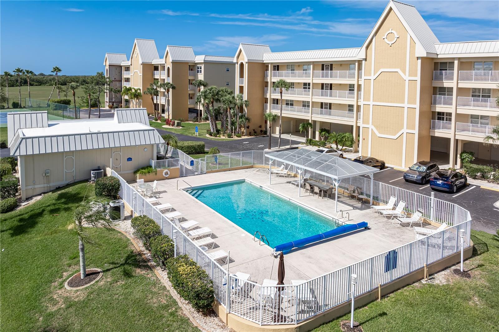 POINTS WEST PH 02 BLDG 02 - Residential