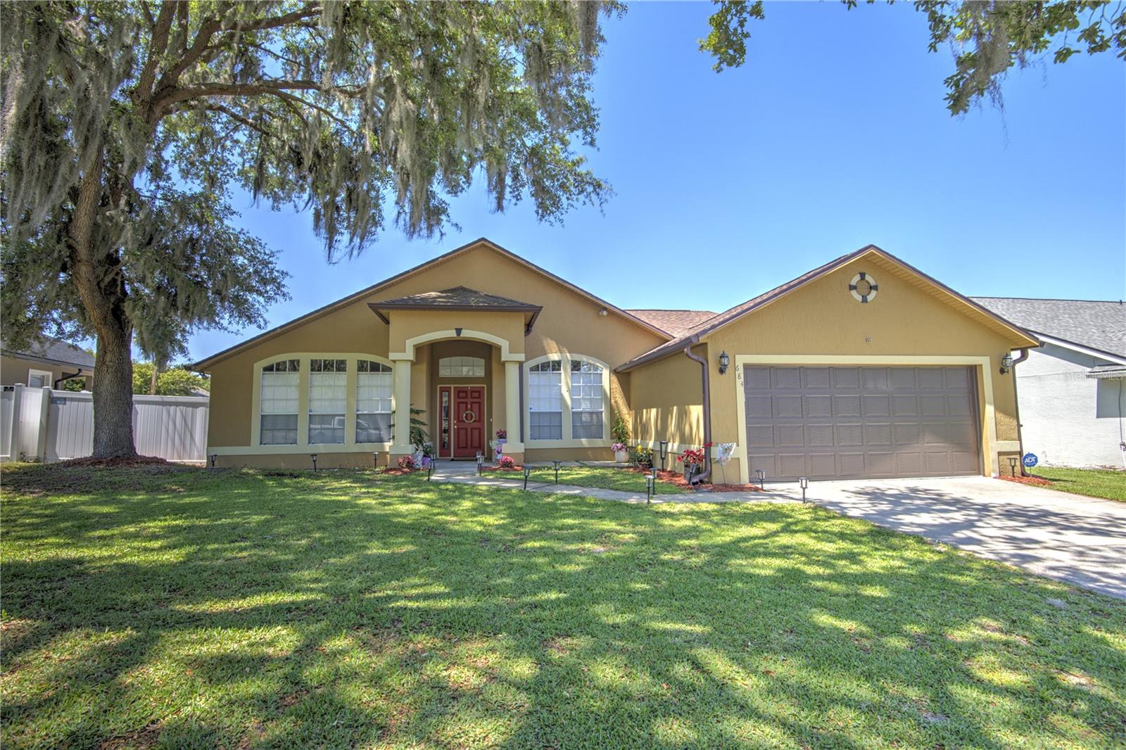 BENTLEY WOODS - Residential