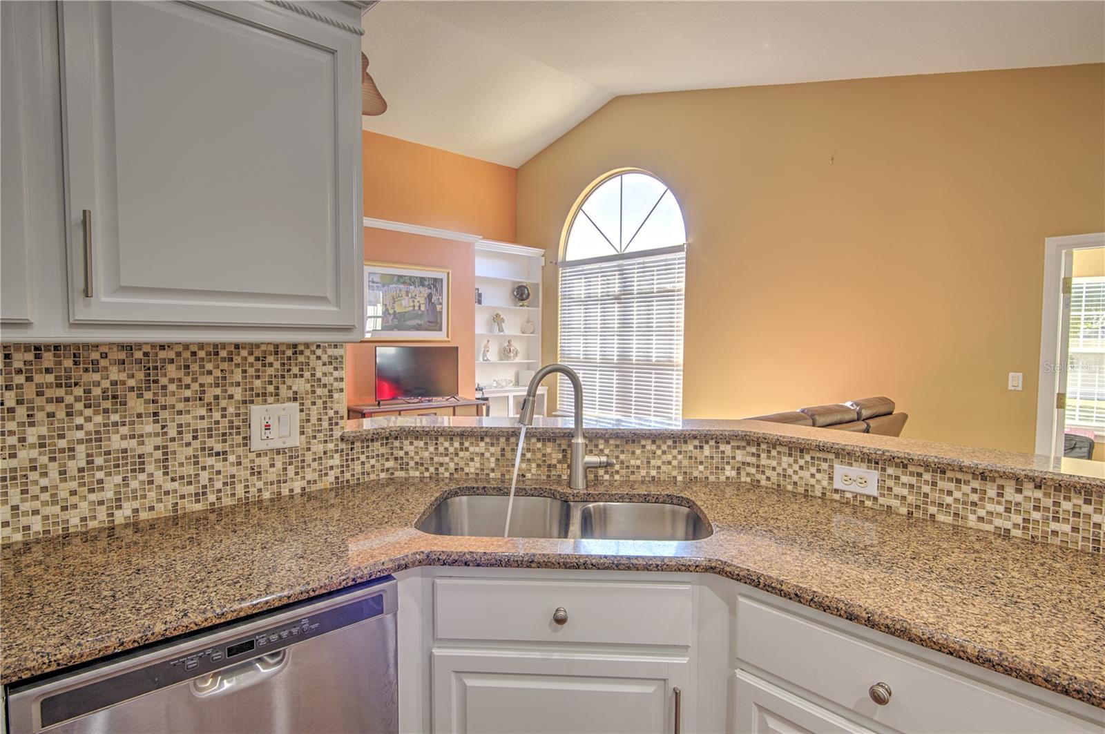 BENTLEY WOODS - Residential