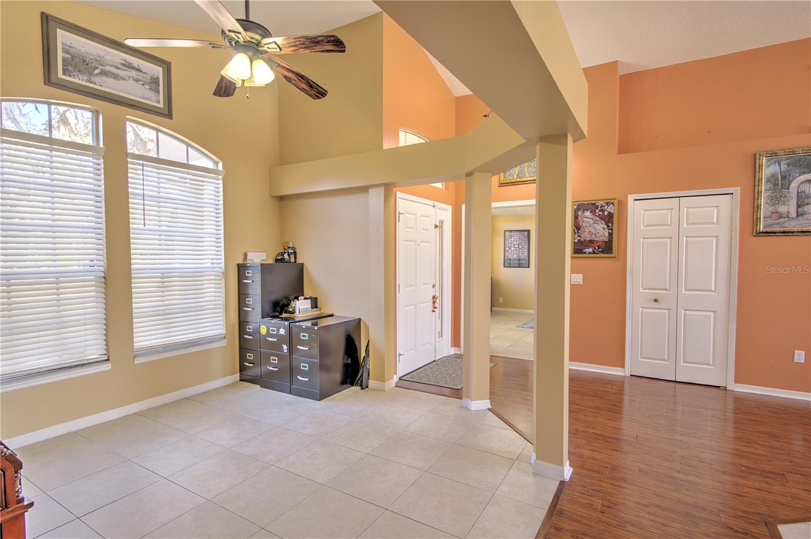 BENTLEY WOODS - Residential