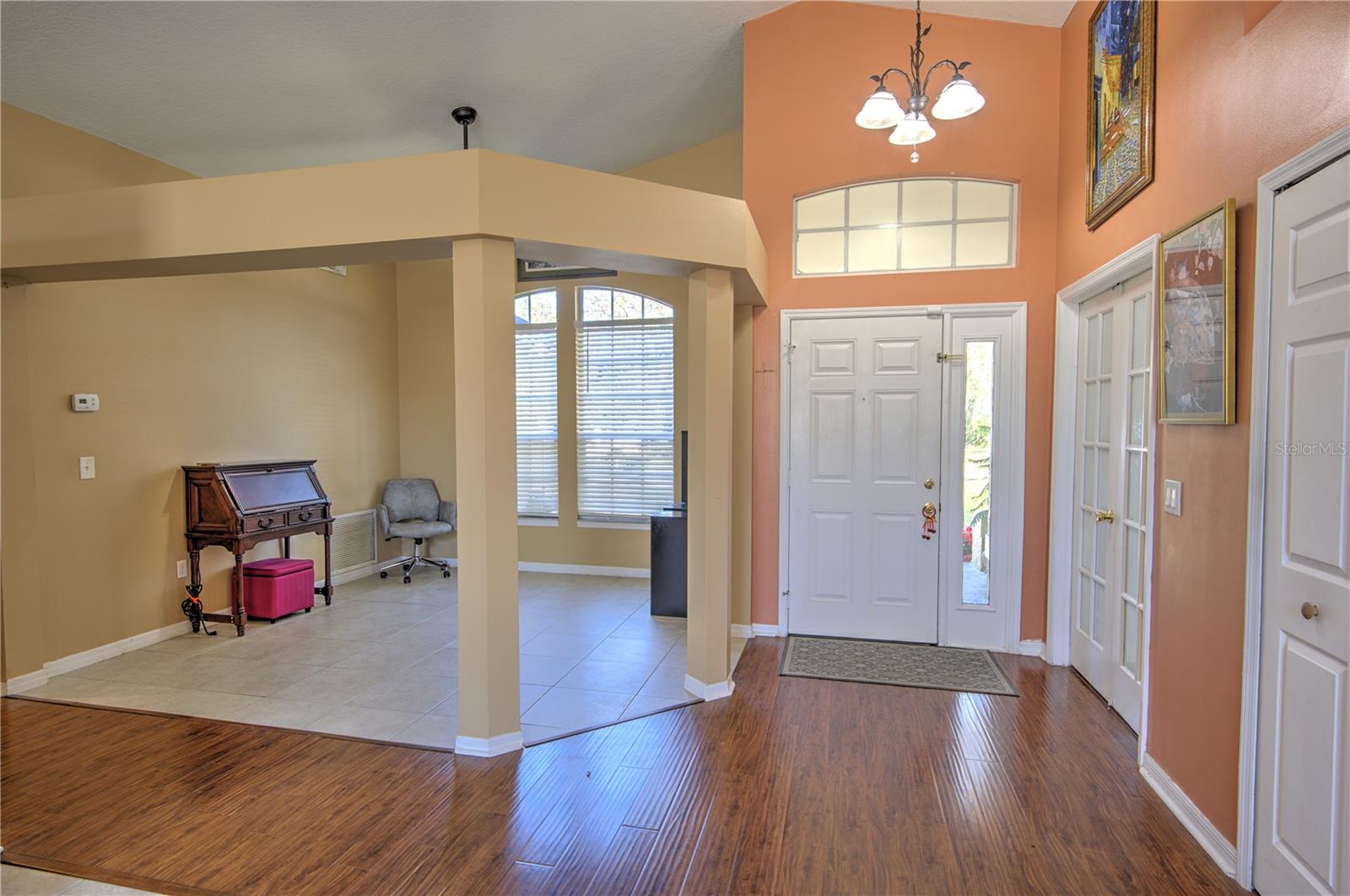 BENTLEY WOODS - Residential