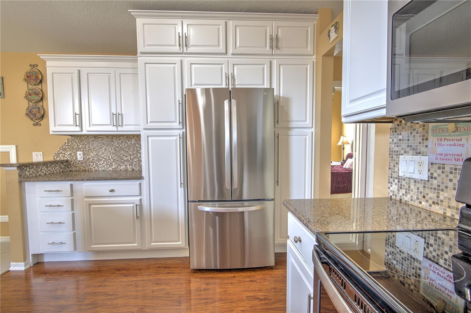 BENTLEY WOODS - Residential