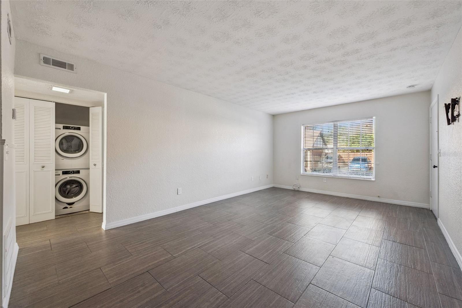 CAMELOT BY LAKE CONDO - Residential