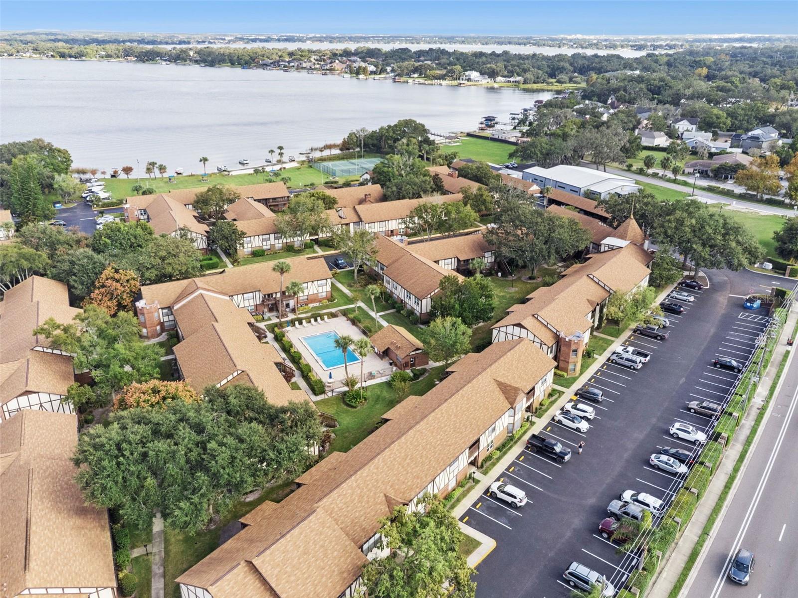 CAMELOT BY LAKE CONDO - Residential