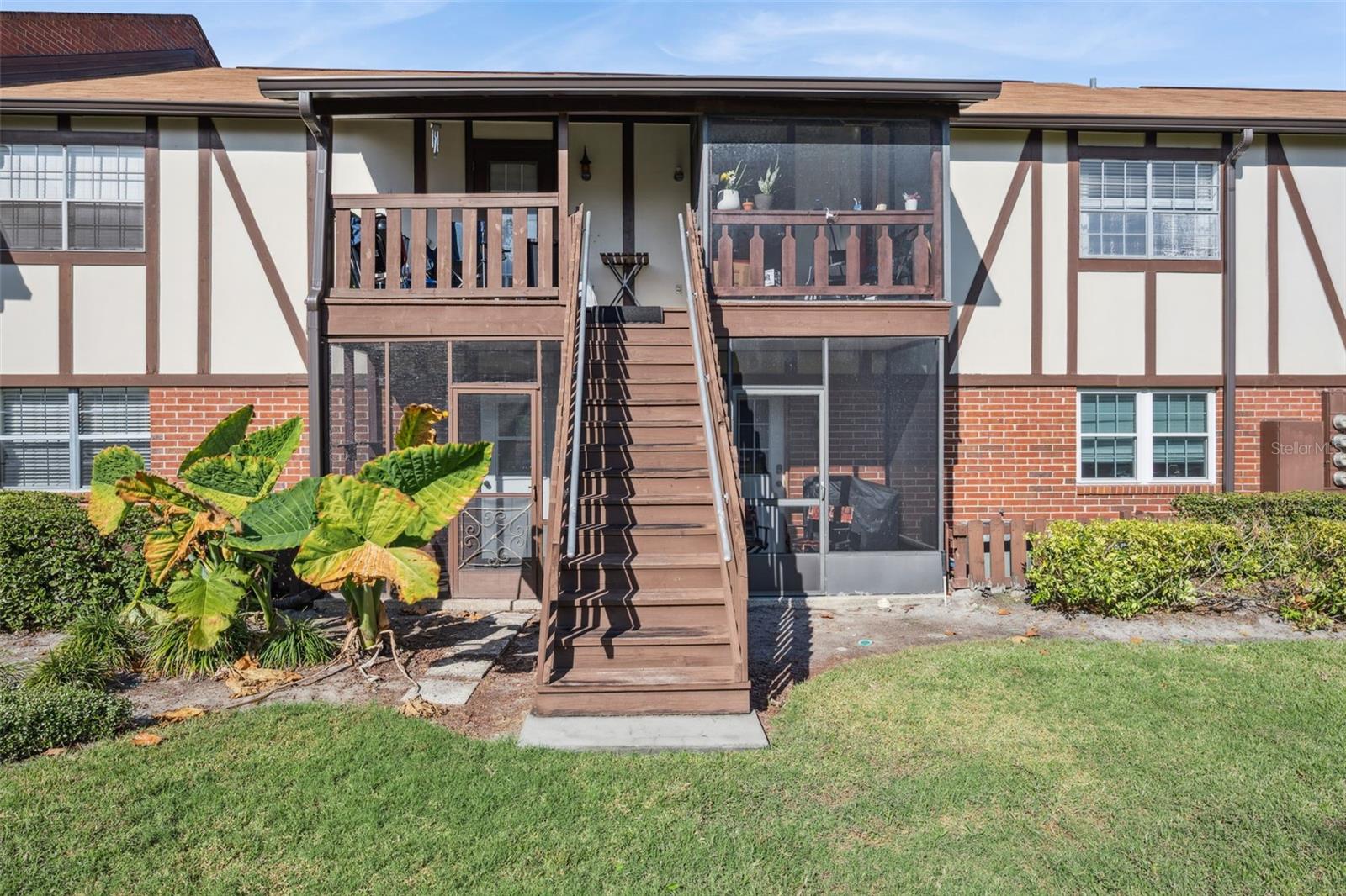 CAMELOT BY LAKE CONDO - Residential