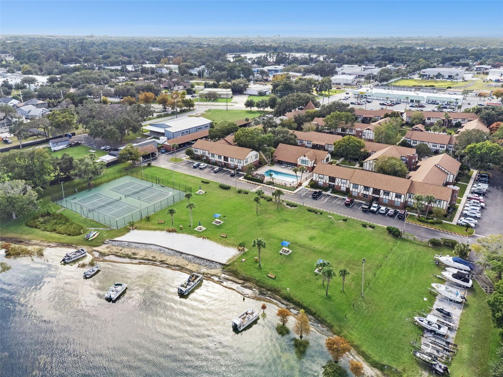 CAMELOT BY LAKE CONDO - Residential