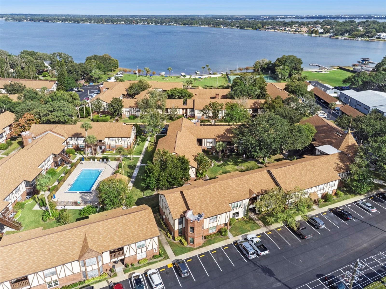 CAMELOT BY LAKE CONDO - Residential