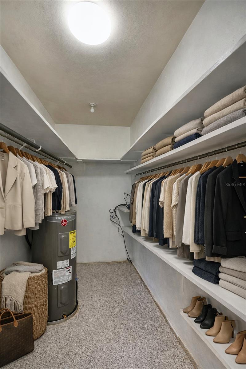 LAKE KILLARNEY CONDO - Residential