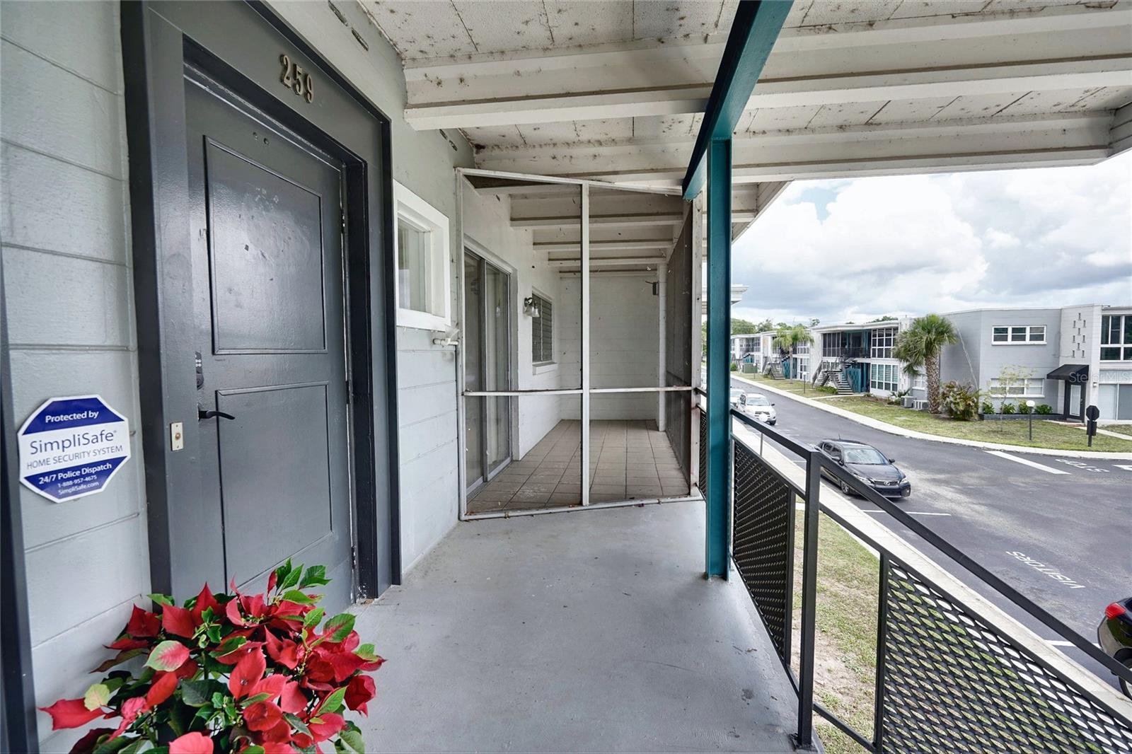 LAKE KILLARNEY CONDO - Residential