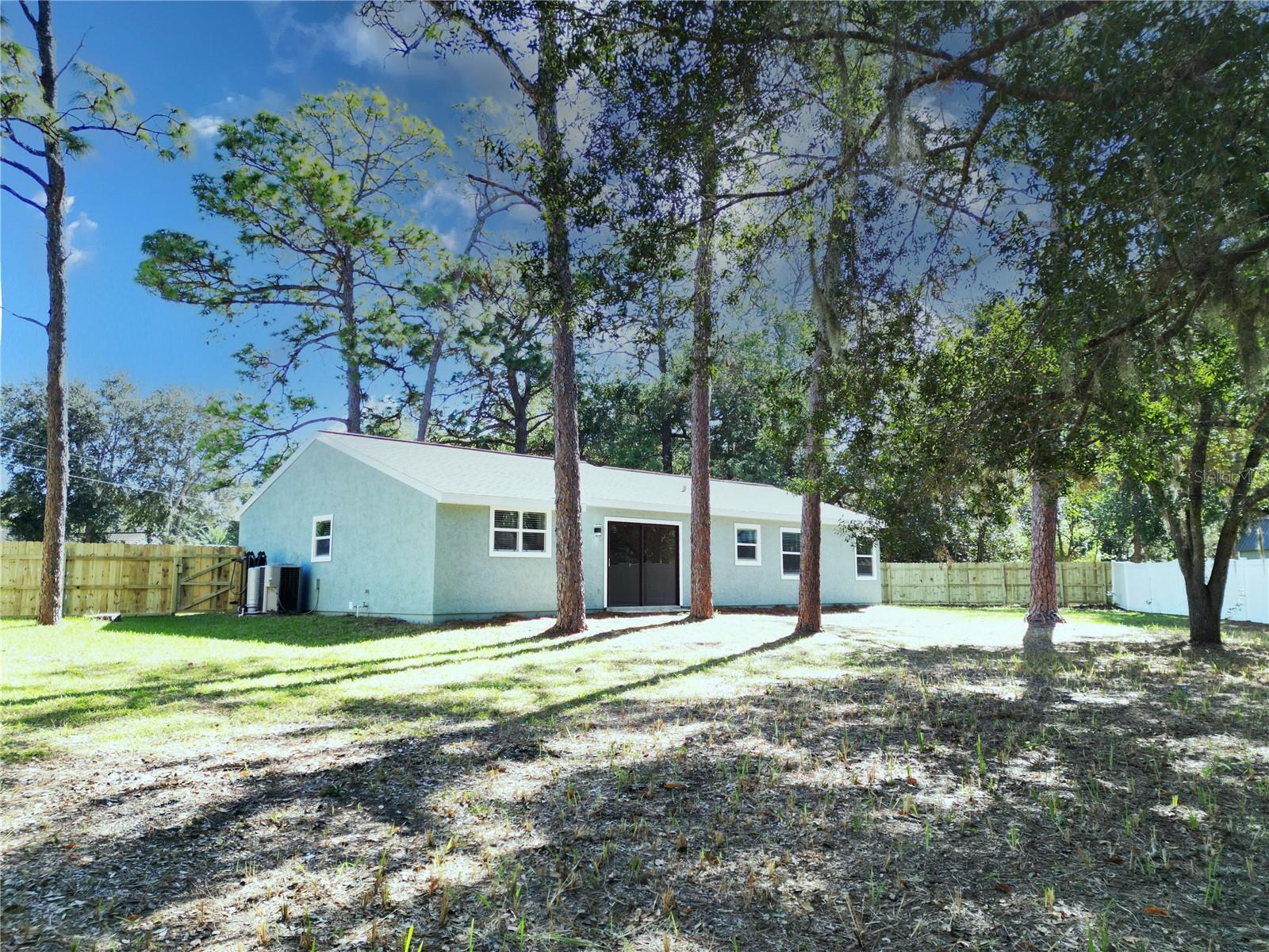 SILVER SPGS SHORES UN 09 - Residential