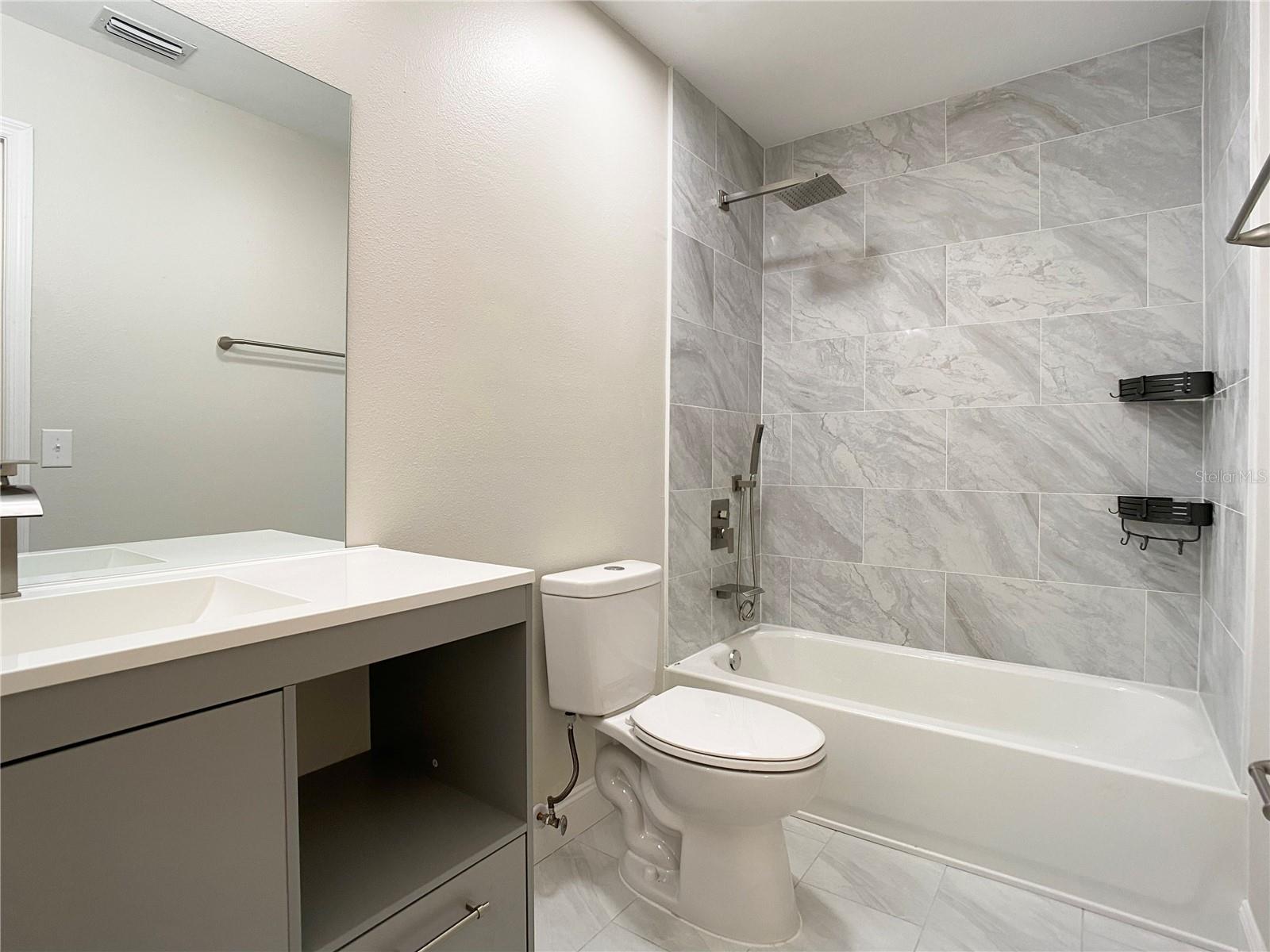 SILVER SPGS SHORES UN 09 - Residential