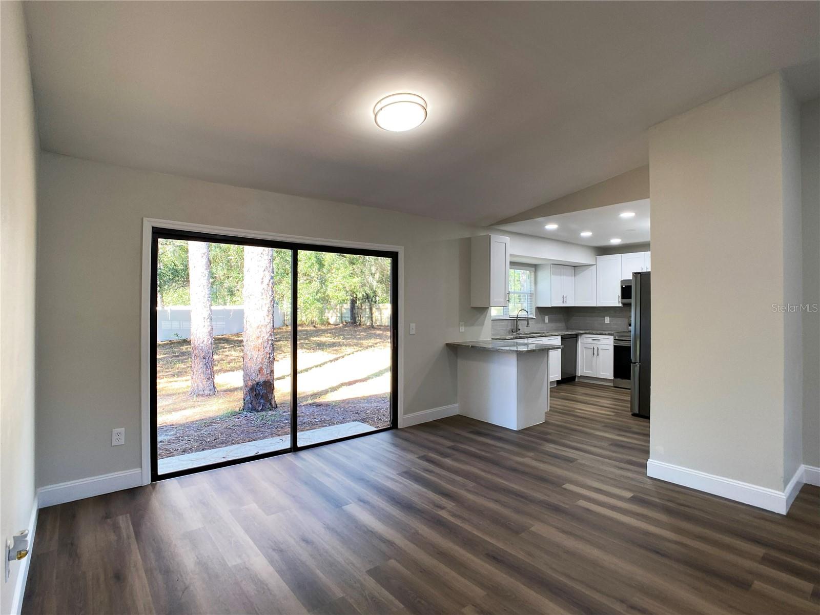 SILVER SPGS SHORES UN 09 - Residential