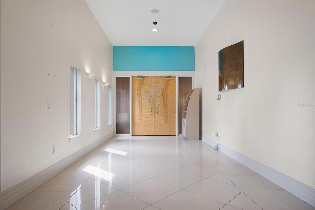 Photo of 3730 Tampa Road #3730-B, Palm Harbor, FL 34684 (MLS # TB8322113)
