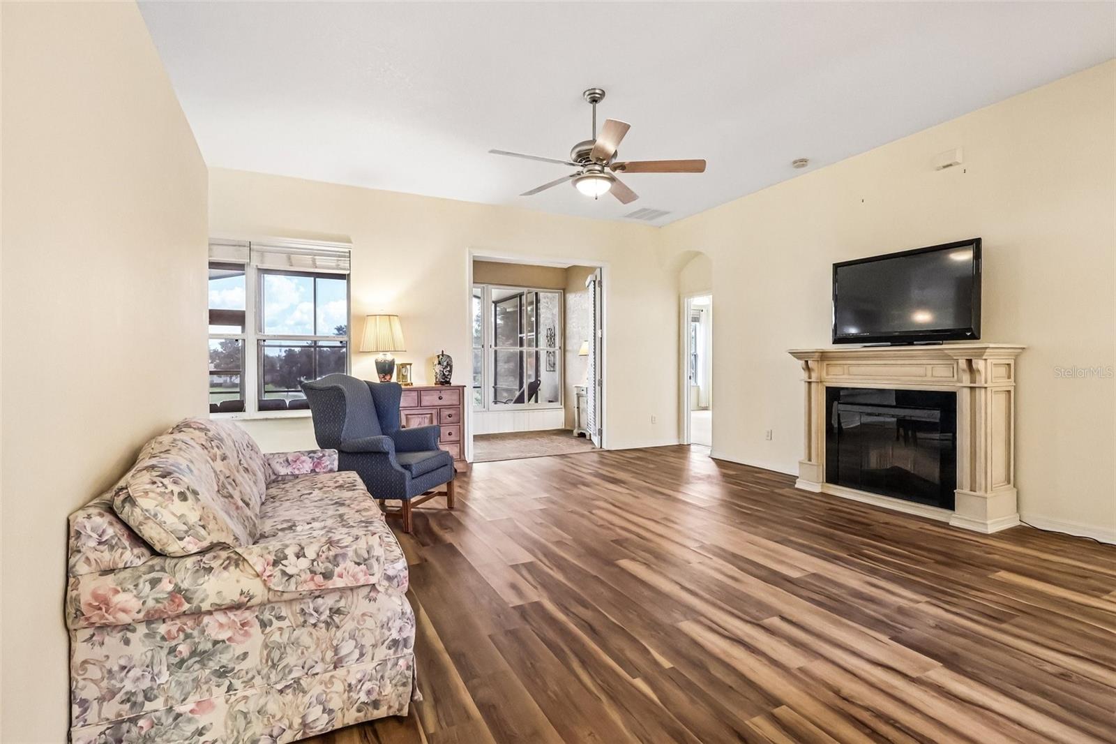 PLANTATION AT LEESBURG MULBERRY GROVE - Residential