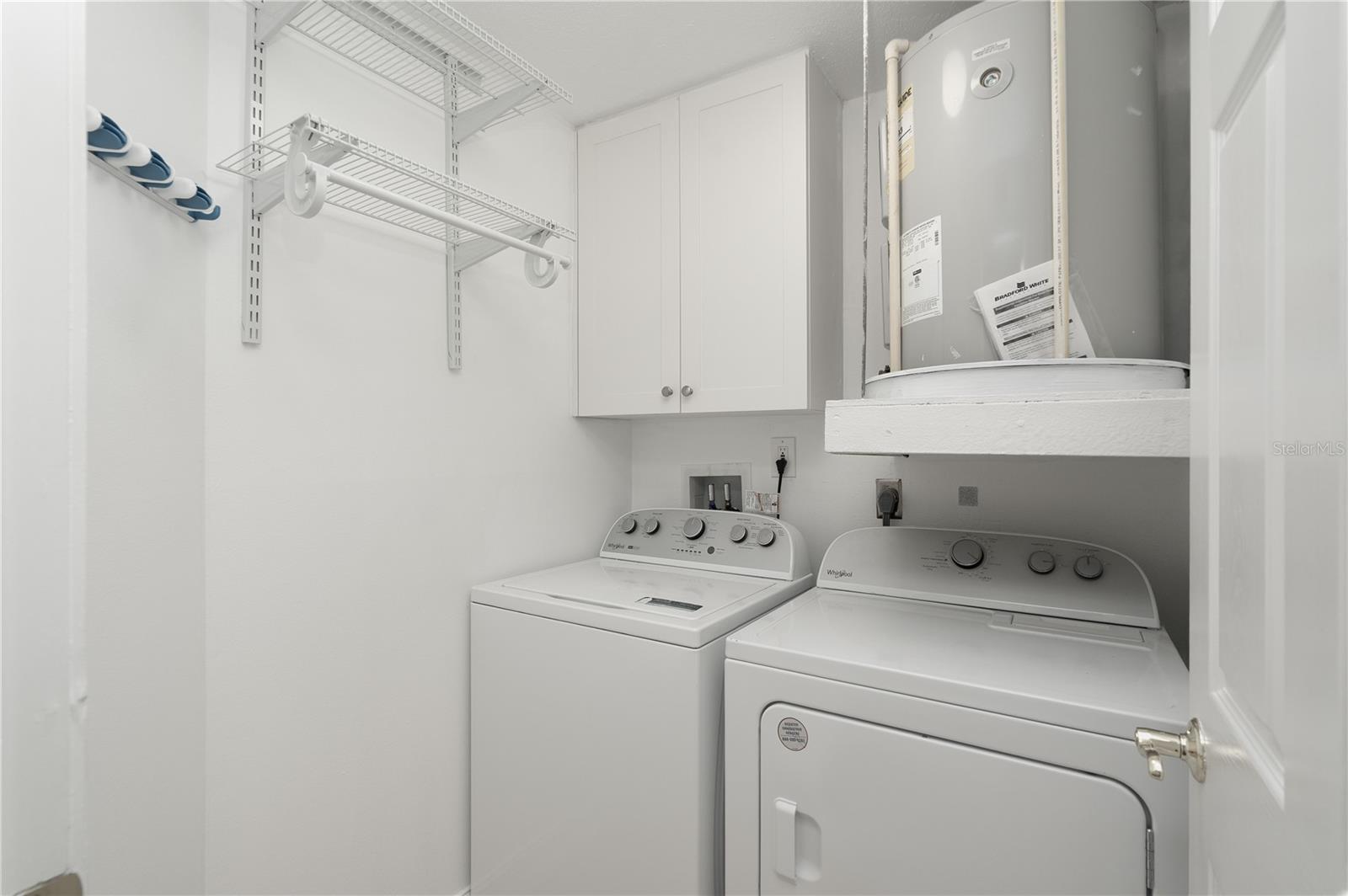 ORANGEWOOD PH 02 BLDG 02 - Residential Lease