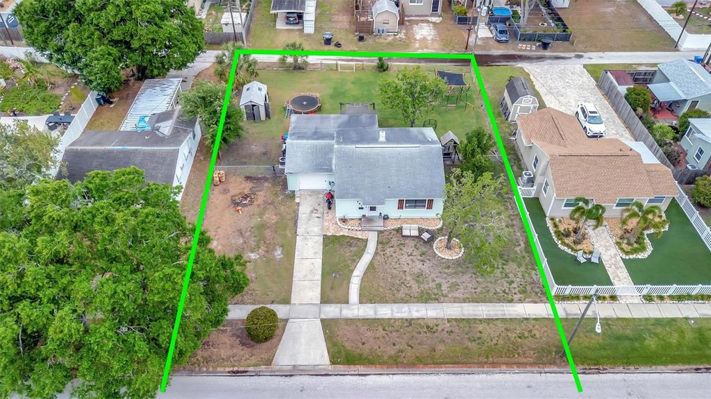 Photo of 751 53rd Avenue N, St Petersburg, FL 33703 (MLS # TB8495848)